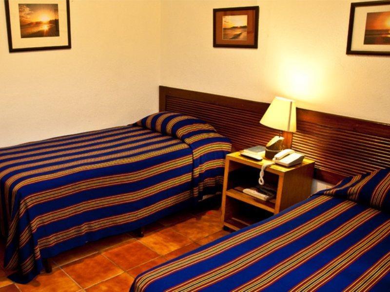 Hotel Arbol De Fuego San Salvador Extérieur photo