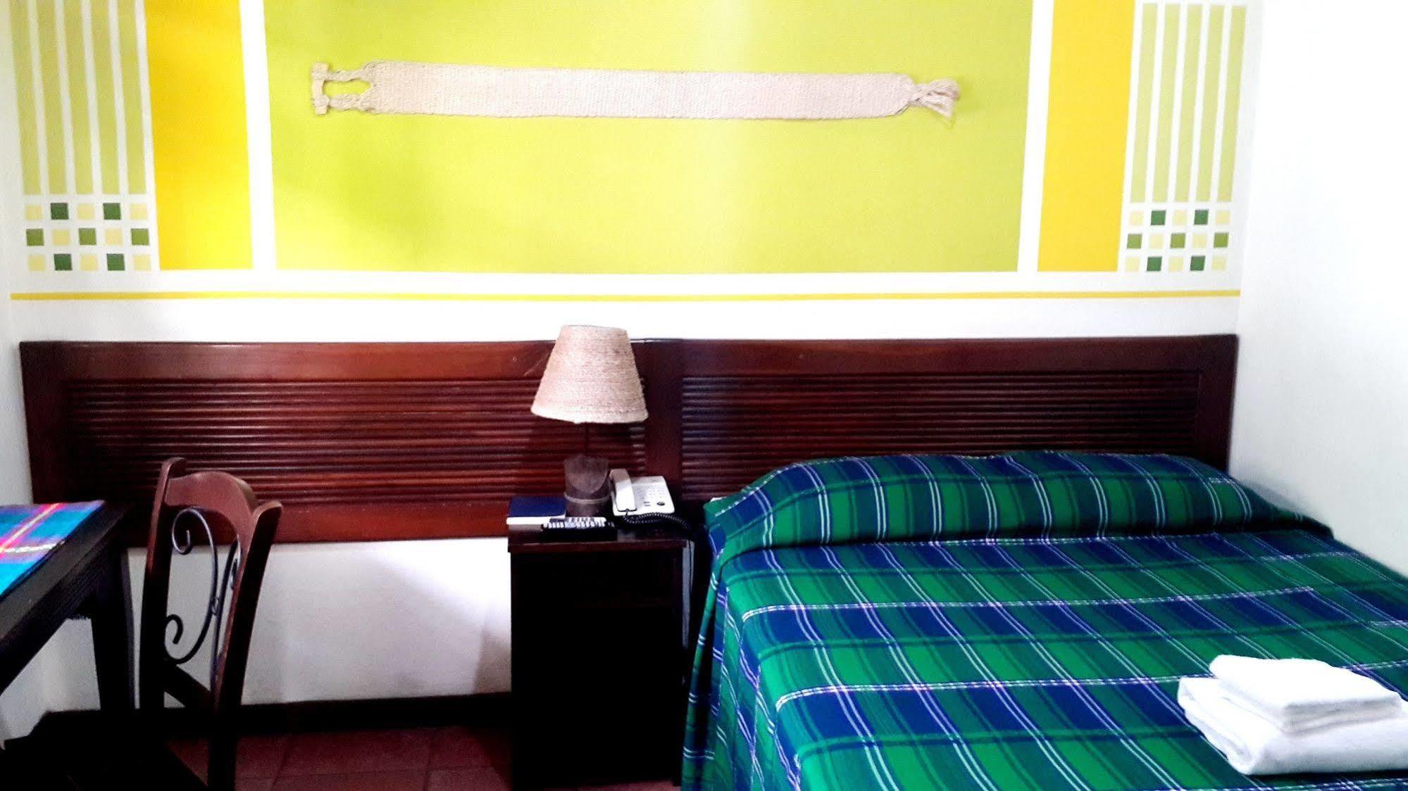 Hotel Arbol De Fuego San Salvador Extérieur photo