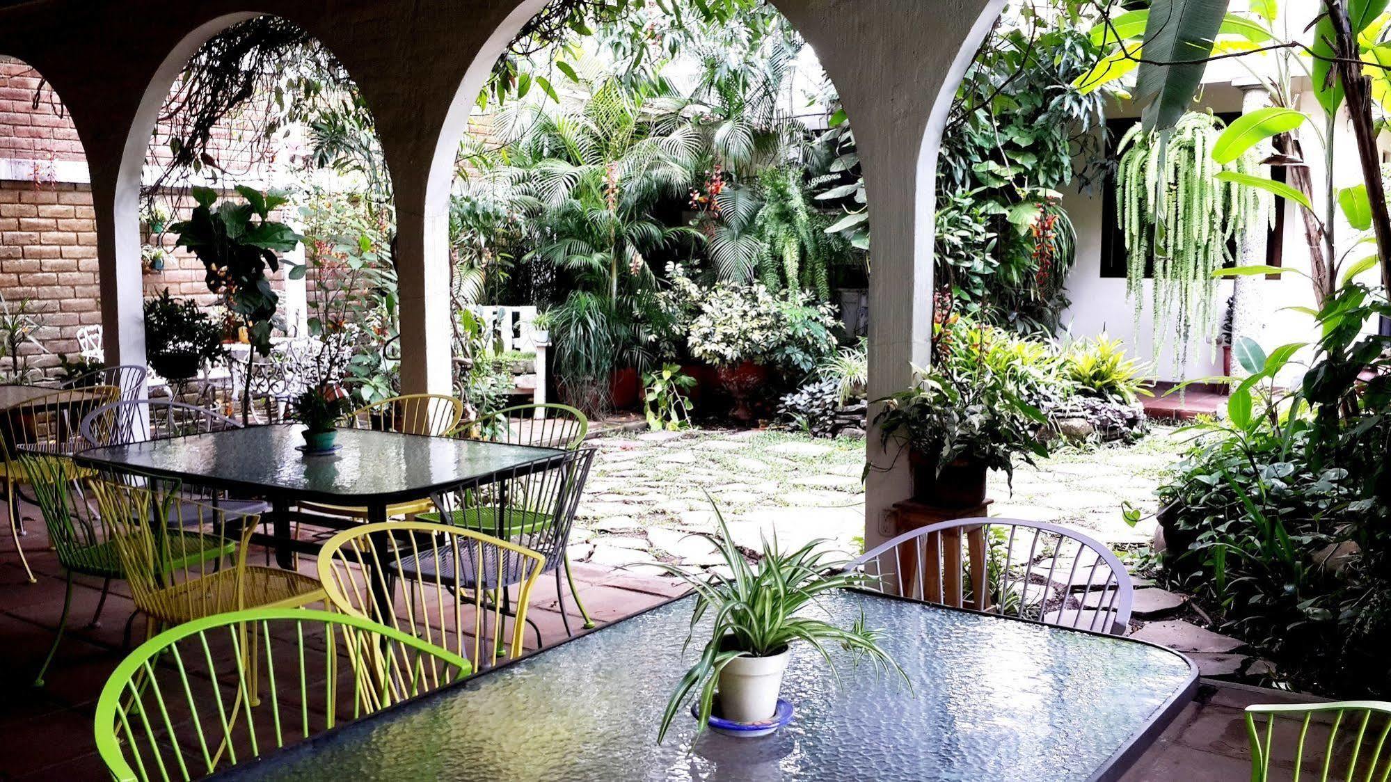 Hotel Arbol De Fuego San Salvador Extérieur photo